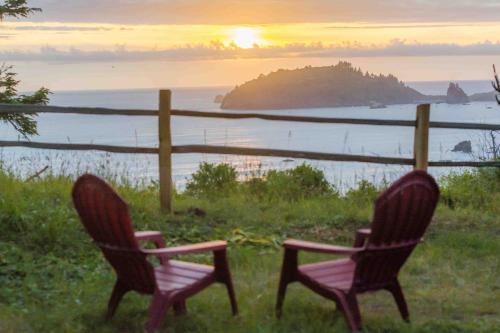 Westhaven-Moonstone House | Seaside Meadow