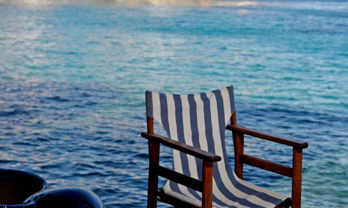 Ermoupoli Apartment | Seaside neoclassical property in Vaporia Ermoupoli