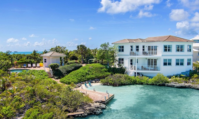 Ocean Point Villa | Seaside Villa, Beachfront Paradise