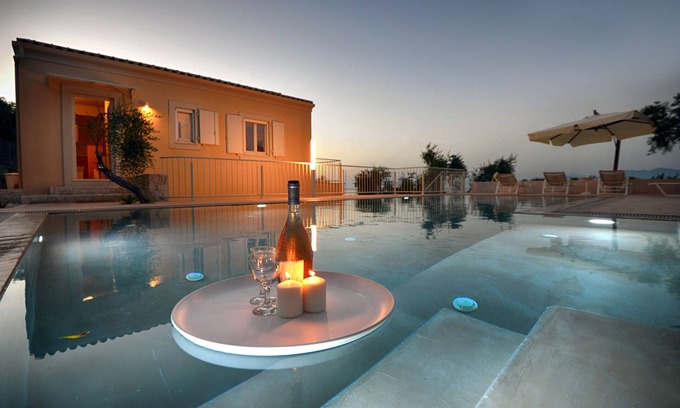 Katsimatika Villa | Seaside villa Dinos: mediterranean gardens, private sea access