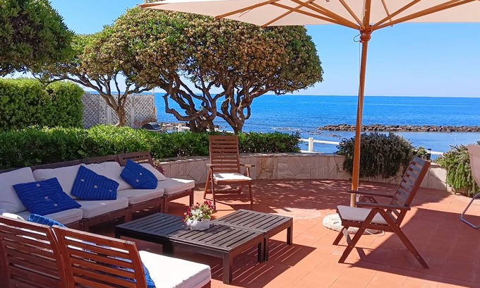Poggio Villa | Seaside villa with 13 comfortable beds