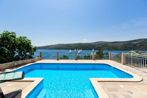 Poljica Villa | Seaside Villa near Trogir - Poljica