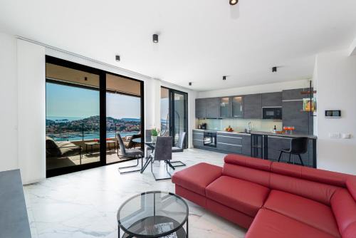 Gruz Apartment | Seaview Sunset Oasis