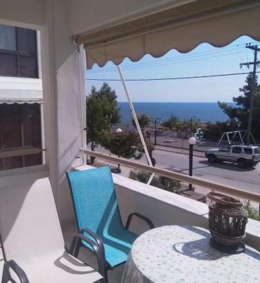Nea Michaniona Apartment | Seaview to Olympus, sunny, cosy apartment