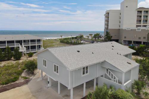Shell Island House | Seaview Unit A by Sea Scape Properties