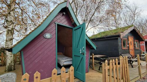 Fridaythorpe Apartment | Seaways glamping, Copper Beech