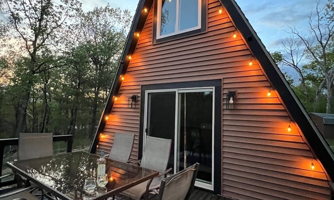Oxford Cabin | Secluded A frame cabin close Dells, BRAND NEW HOT TUB, firepit, grill.