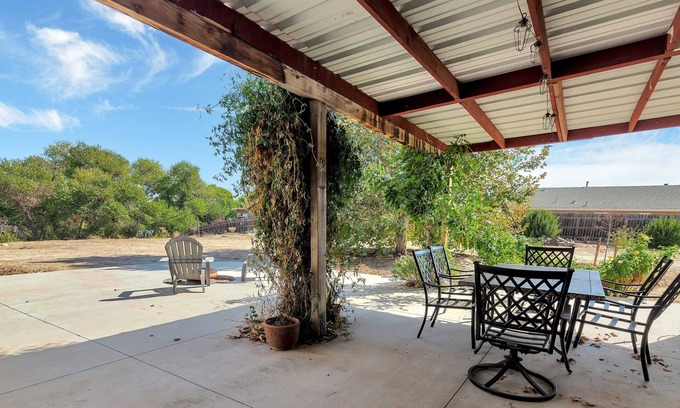 San Miguel House | Secluded and stylish house on spacious property