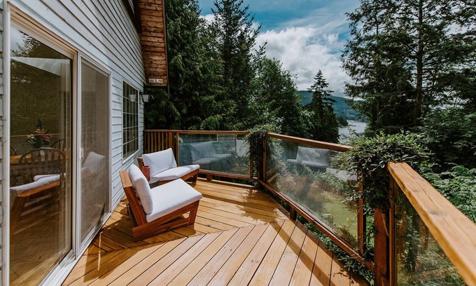 Garden Bay House | Secluded Coastal Modern Nest 4BR w/Ocean Views + King Bed nestled in nature