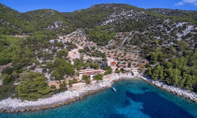 Zastrazisce House | Secluded fisherman's cottage Cove Golubinka, Hvar (K-14344)