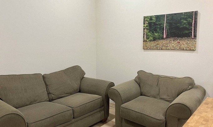 Rusk Apartment | Secluded getaway spot in the pine forest
