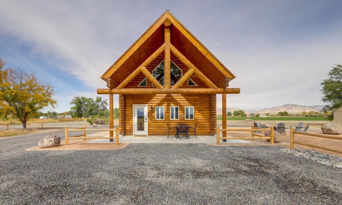 Grand Junction House | Secluded Grand Junction Getaway with Sweeping Views!
