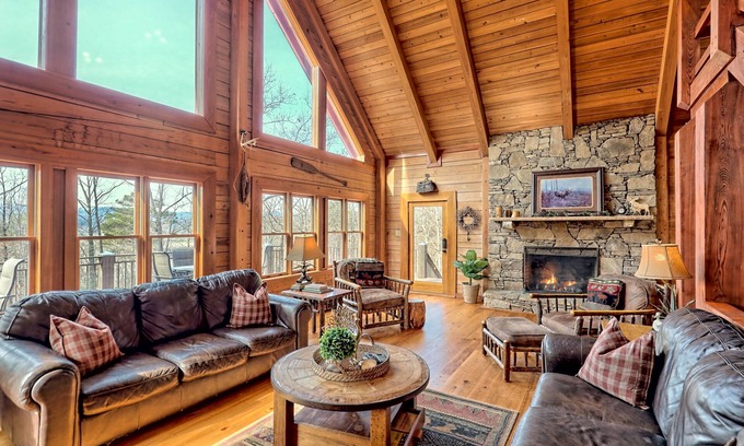 Sautee Nacoochee Cabin | Secluded Mountain Lodge & Waterfront Cabin w/King Beds, Firepit, Game Room.