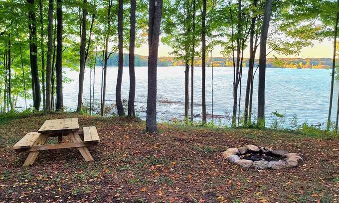 Waterford Township RV Rental | Secluded Overlook Solo Campsite