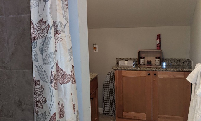 Covington Apartment | Secluded studio getaway