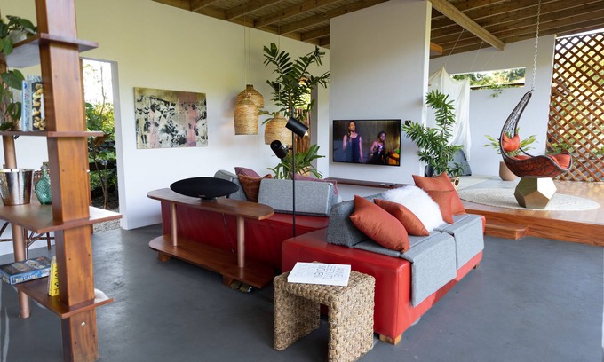 Saint David's House | Secluded Tropical Bungalow