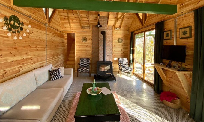 Sapanca House | Secluded Wooden House with Jacuzzi in Sapanca