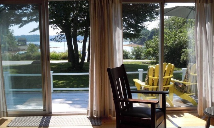 Mahone Bay Cottage | Second Wind Cottage - ocean front chalet near Mahone Bay & Lunenburg Nova Scotia