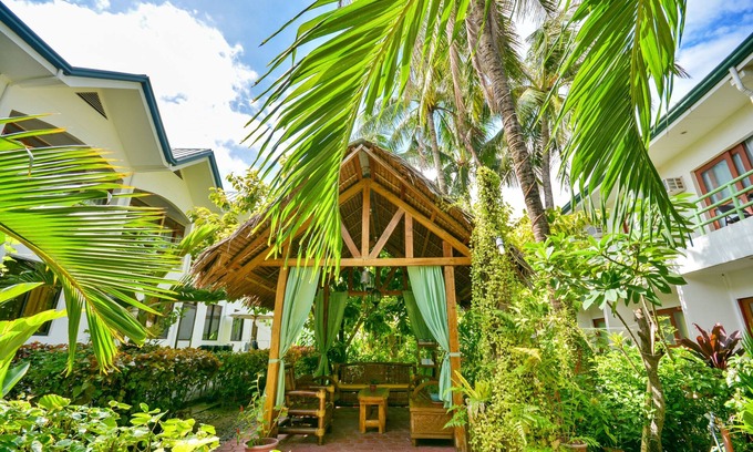 Boracay Island Hotel | Secret Garden Resort