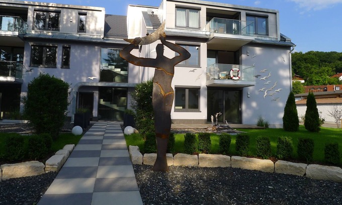 Herrsching am Ammersee Condo | Seetraum Luna nur 150 Schritte zu Deutschlands Längster Seepromenade ..