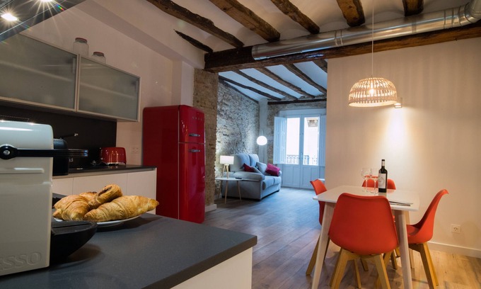 Zaragoza Old Town Apartment | SEGUNDO A - 2 A - APARTAMENTOS ALMADA - Plaza del Pilar