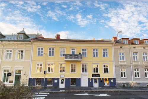 Bukten Apartment | Sekelskiftescharm i Hjärtat av Strömstad, 4 bäddar - Historic Charm, for 4 Guests