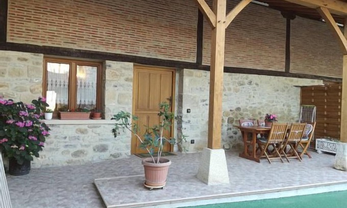 Narvaja Cottage | Self catering Lecea y Alianzas for 5 people