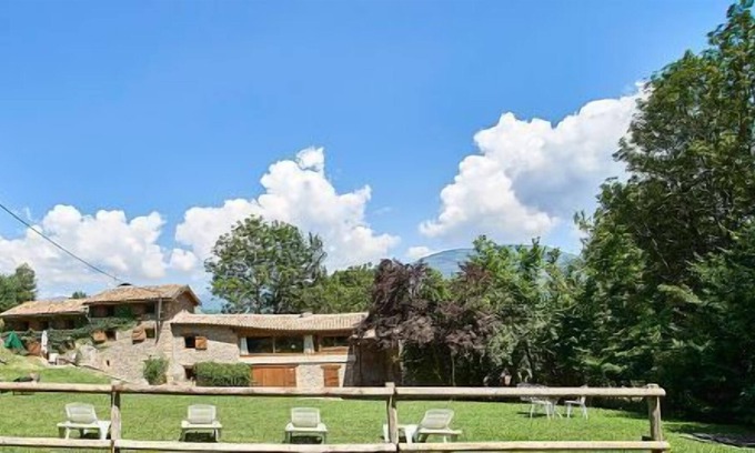 Bellver de Cerdanya Cottage | Self catering Cal Cardina for 11 people