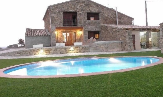Plandogau Cottage | Self catering L'Era del Rovira for 10 people