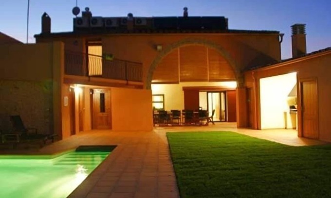Vilamacolum Cottage | Self catering Can Centena for 14 people
