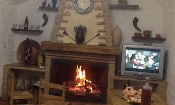 Cullar Cottage | Self catering Cueva El Monterón for 5 people