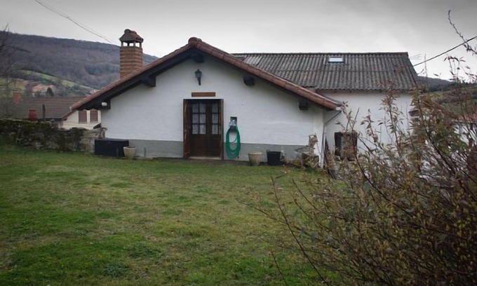 Mezkiritz Cottage | Self catering Lazkotzenea for 5 people