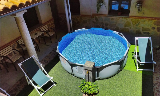 Urda Cottage | Self catering Los Laureles 2 for 17 people