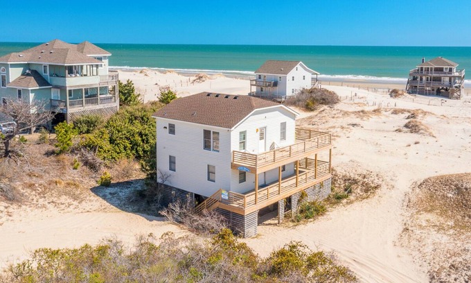 Corolla House | Semi-oceanfront home on the 4x4 beaches with gorgeous views!