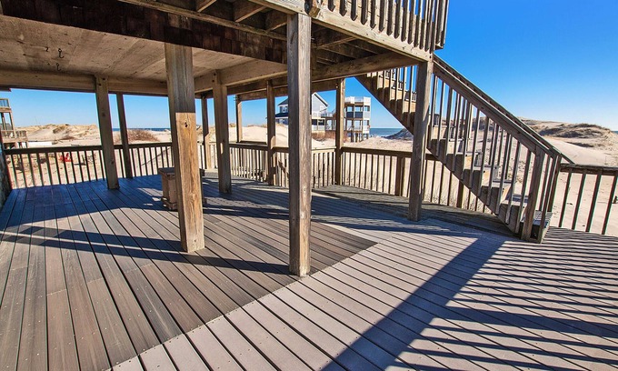 Corolla House | Semi-Soundfront, Wild Horses! Ocean View! 4x1567, Lil House