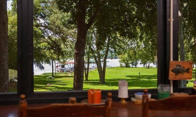 Mount Juliet House | Sensational Lake Home 30 Minutes to Downtown Nashville