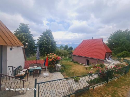 Savnik House | Seoski dom