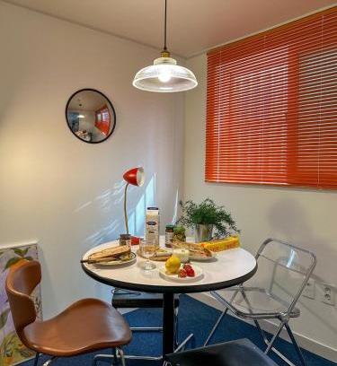 Hwagok-dong Apartment | SEOUL OPEN Line 5 Hwagok Station location,2 queen beds,10 minutes from Gimpo Airport,Hongdae,Yeouido,Gwanghwamun,Gochukdom