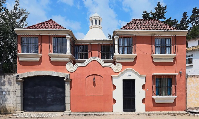 Quetzaltenango House | Serene 4-bedroom house with WiFi in Quetzaltenango