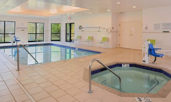 Gastonia House | Serene and Relaxing! Discover the Scenery of Crowders Mountain State Park