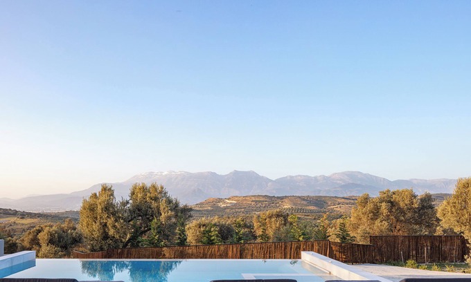 Kamilari Villa | Serene atmosphere, 50 sq.m pool, ultimate privacy!
