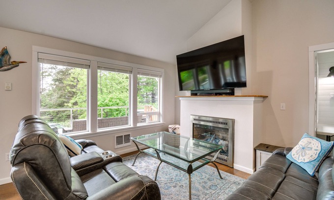 Copalis Beach House | Serene Copalis Beach Getaway: Walk to Beach!
