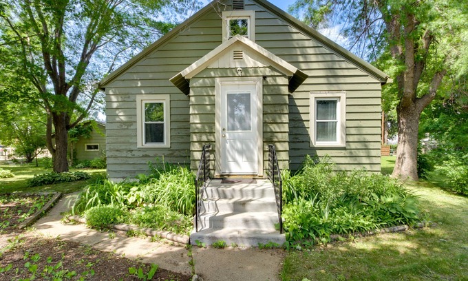 Crosby Cottage | Serene Crosby Cottage: 3 Mi to Serpent Lake!