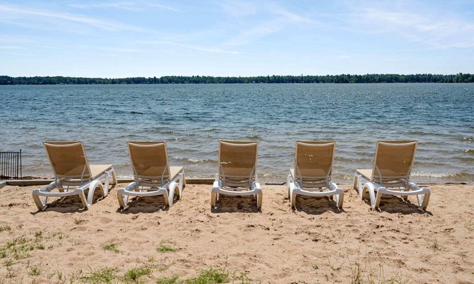 Mayfield Apartment | Serene Lakefront Getaway at Fife Lake Lodge