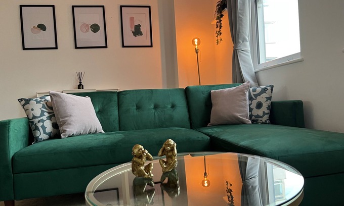 Seafront Apartment | Serene Ocean Side Apartment BTN