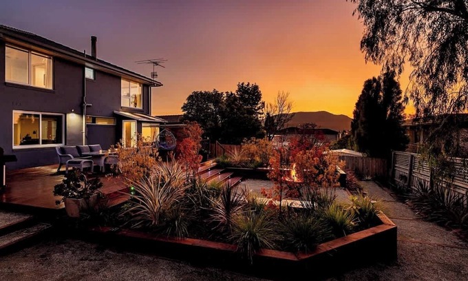 Tranmere House | Serene Oceana - Savoring the gentle Tassie breeze