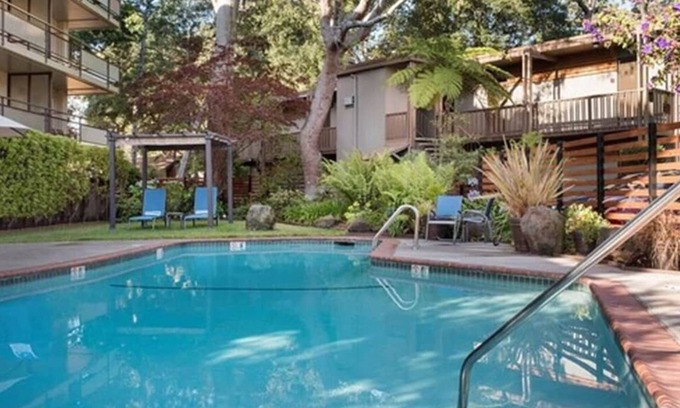 Barron Park House | Serene Unit with Outdoor Heated Pool, Free Parking & Breakfast Near Stanford
