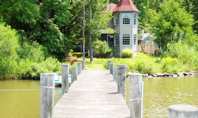 Rock Hall House | Serene Waterfront Cottage with dock and gorgeous views.