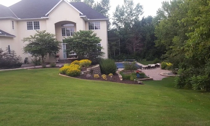 Shakopee House | "Serenity" A Luxurious Retreat