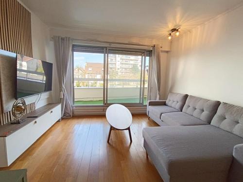 Faubourg de l'Arche Apartment | Serenity Courbevoie, Paris La Defense